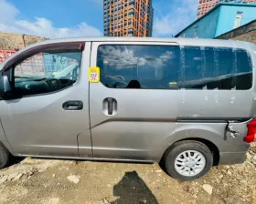 Дверь боковая Nissan