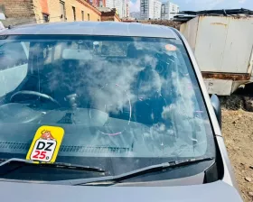 Лобовое стекло Nissan