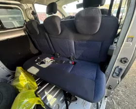 Сидение Nissan