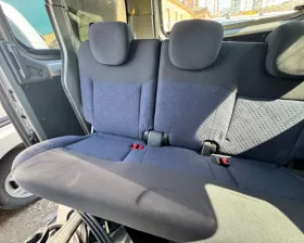 Сидение Nissan