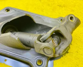 Рулевой карданчик Nissan