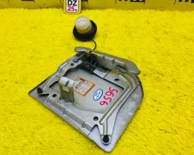 Лючок бензобака Nissan