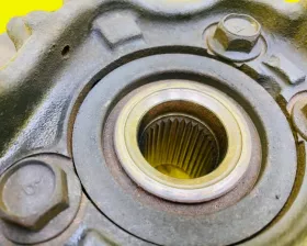 Ступица Nissan