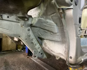 Лонжерон NISSAN