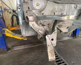 Лонжерон Nissan