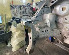Лонжерон Nissan