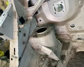 Лонжерон Nissan