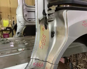 Крыло заднее Nissan