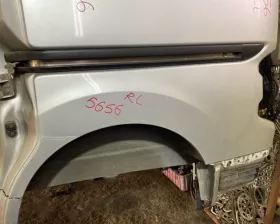 Крыло заднее Nissan