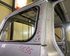 Крыло заднее NISSAN
