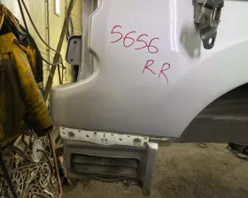 Крыло заднее NISSAN