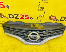 Решетка радиатора NISSAN