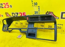 Консоль магнитофона TOYOTA HIACE 1990/Цвет 045 5540426060 LH114 2L, передний