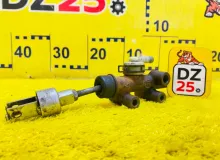 Главный цилиндр сцепления TOYOTA HIACE 1990/Цвет 045 3142036130 LH114 2L, передний
