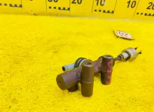 Главный цилиндр сцепления TOYOTA HIACE 1990/Цвет 045 3142036130 LH114 2L, передний
