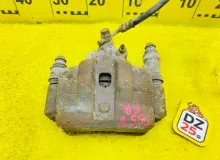 Суппорт TOYOTA HIACE 1990/Цвет 045 4773026060 LH114 2L, передний правый