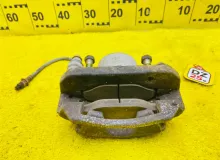 Суппорт TOYOTA HIACE 1990/Цвет 045 4773026060 LH114 2L, передний правый