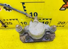 Суппорт TOYOTA HIACE 1990/Цвет 045 4773026060 LH114 2L, передний правый