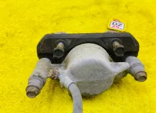 Суппорт TOYOTA HIACE 1990/Цвет 045 4775026060 LH114 2L, передний левый