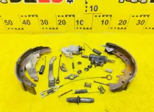 Механизм стояночного тормоза TOYOTA HIACE 1990/Цвет 045 0449526150 LH114 2L, задний правый
