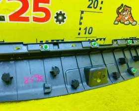 Пластик замка багажника Honda