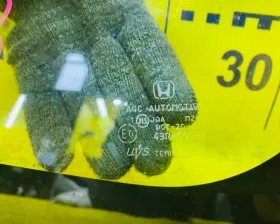 Стекло форточка Honda