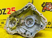 Крышка АКПП TOYOTA ISIS K310|K311|2012 3510612130 ZGM15W 2ZRFAE, передняя