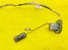 Датчик уровня топлива TOYOTA HIACE 1990/Цвет 045 8332080153 LH114 2L, задний