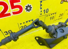 Рулевой редуктор TOYOTA HIACE 1990/Цвет 045 4538027021 LH114 2L, передний