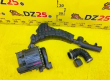 Корпус воздушного фильтра SUZUKI ESCUDO 1998 1370065D01 TD52W J20A, передний