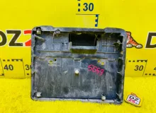 Накладка на дверь багажника SUZUKI ESCUDO 1998 8393065D005PK TD52W J20A, задняя
