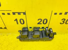 Блок управления стеклоподъемниками TOYOTA LAND CRUISER 2008 8404033100 VDJ200L 1VDFTV, передний левый