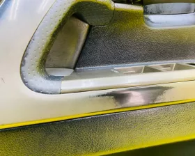 Обшивка дверей Toyota