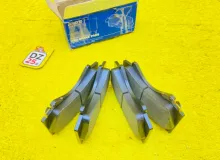 Тормозные колодки TOYOTA LAND CRUISER 2008 0446560280 VDJ200L 1VDFTV, переднее
