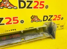 Накладка на порог TOYOTA LAND CRUISER 2008 7586060040B0 VDJ200L 1VDFTV, левая