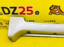 Накладка на порог TOYOTA LAND CRUISER 2008 7586060040B0 VDJ200L 1VDFTV, левая