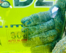 Стекло двери Toyota