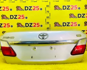 Крышка багажника TOYOTA
