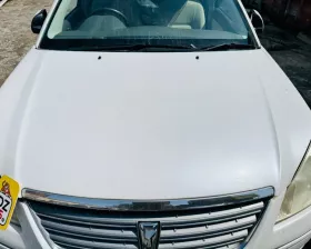 Капот Toyota