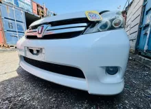 Бампер TOYOTA ISIS 2011 5211944440A0 ZGM15W 2ZRFAE, передний