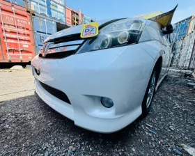 Бампер Toyota