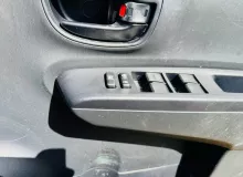Блок управления стеклоподъемниками TOYOTA VITZ 2012 8482052010 NSP135 1NRFE, передний правый