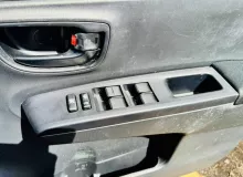 Блок управления стеклоподъемниками TOYOTA VITZ 2012 8482052010 NSP135 1NRFE, передний правый