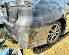 Бампер Toyota