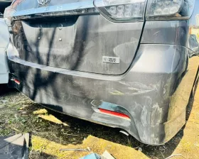Бампер Toyota