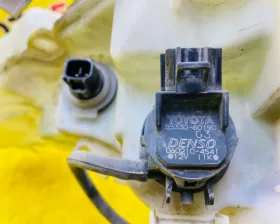 Бачок стеклоомывателя Toyota