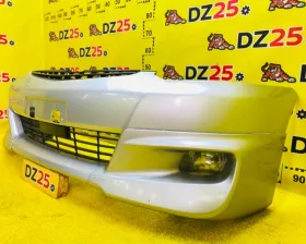 Бампер Toyota