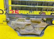 Пластиковая крышка на двс TOYOTA LAND CRUISER 2008 1260151010 VDJ200L 1VDFTV, передняя