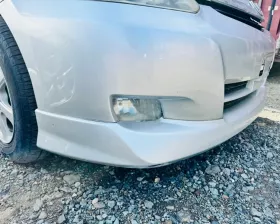 Бампер Toyota