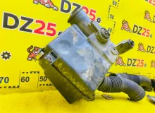 Корпус воздушного фильтра TOYOTA LAND CRUISER 2008 1770051050 VDJ200L 1VDFTV, передний